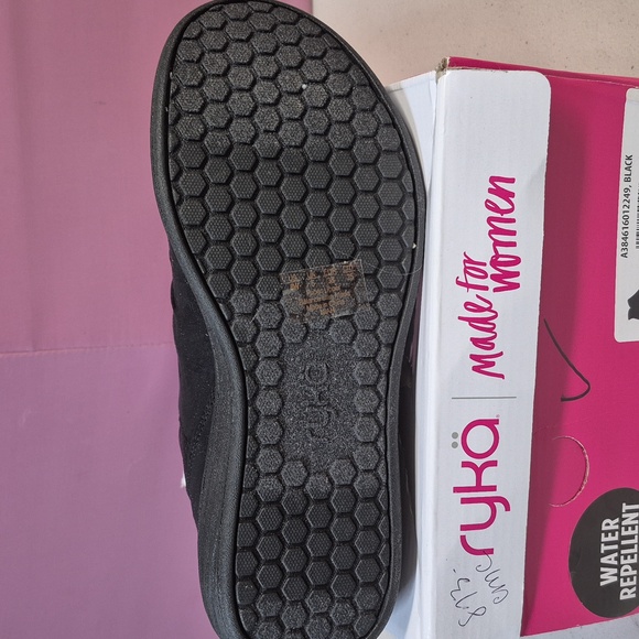 Ryka RIAH 8W 8 Wide Black Microfiber Pull On New - Picture 5 of 8